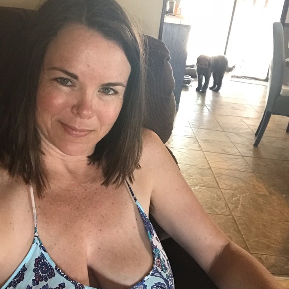 Meet your Posher, Kelly - Picture 4 of 7